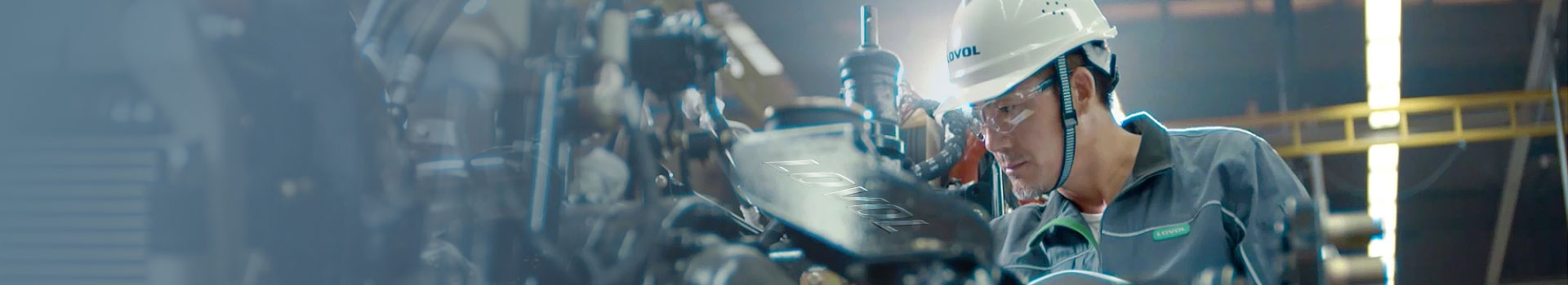 بهترین خدمات و محصولات را از ما بخواهید